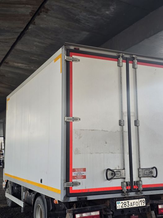 Будка на авто  4.40 .2.20