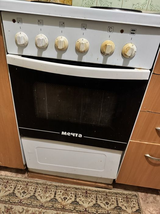 Продам электроплиту
