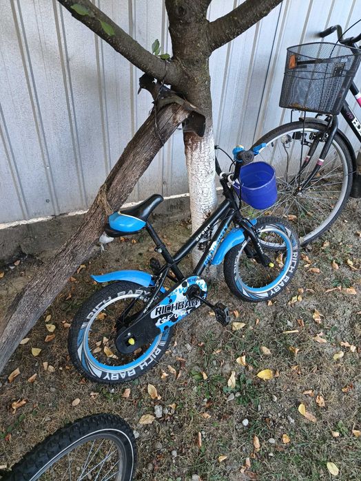 Bicicleta Rich Baby ideala pentru copii
