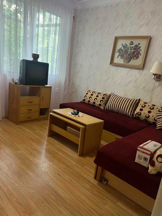 Дава се под наем Тристаен апартамент в Стара Загора, Ремиза - 130 кв.м за 306 € - Снимка #4