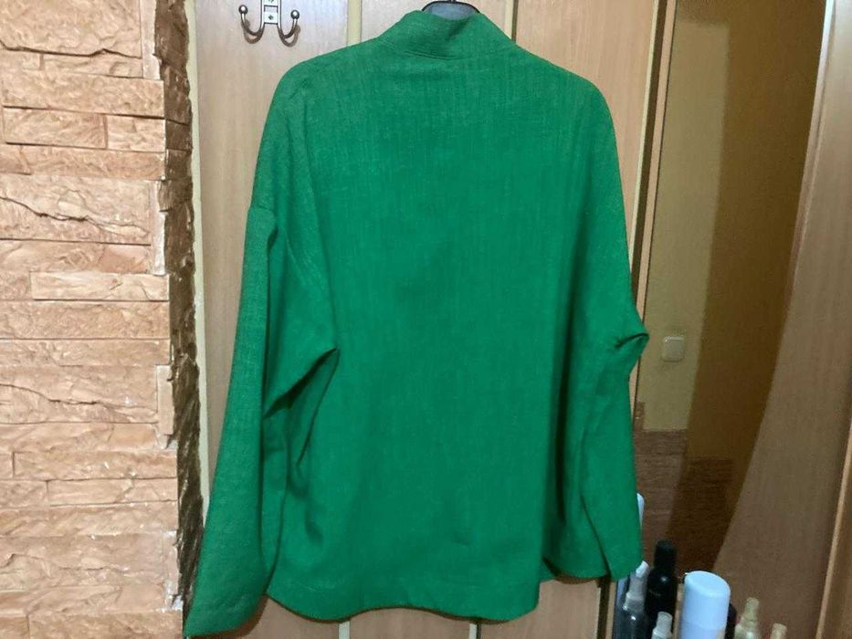 Продам женский пиджак, размер 52