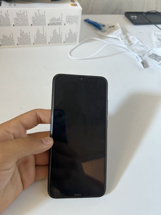 Redmi 8* holati yaxshi ideal