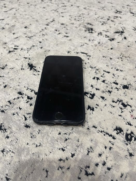 Iphone 7s в хорошем состоянии