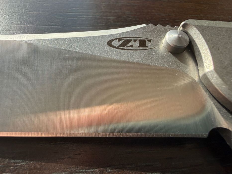 Briceag Zero Tolerance 0562Ti - nou in cutie