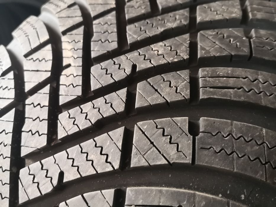 205 45 17 цола гуми като нови hankook dot 22