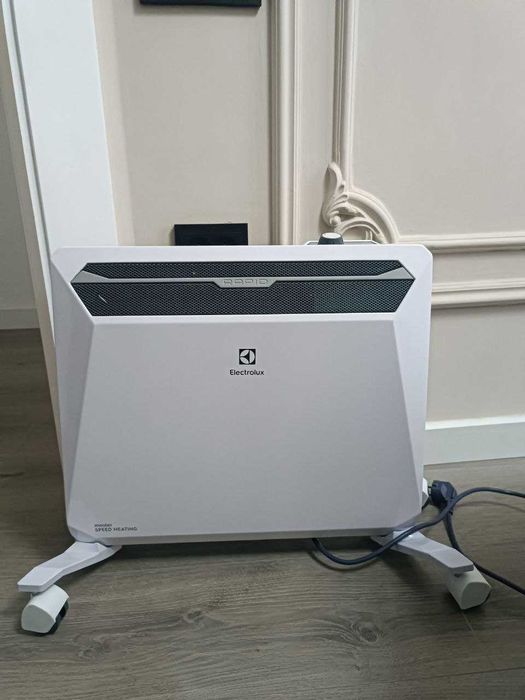 Обогреватель Electrolux
