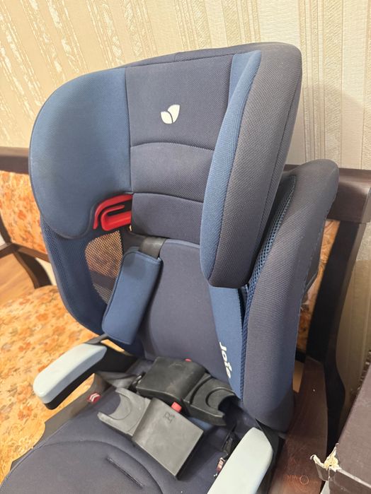 Детское автокресло для ребенка