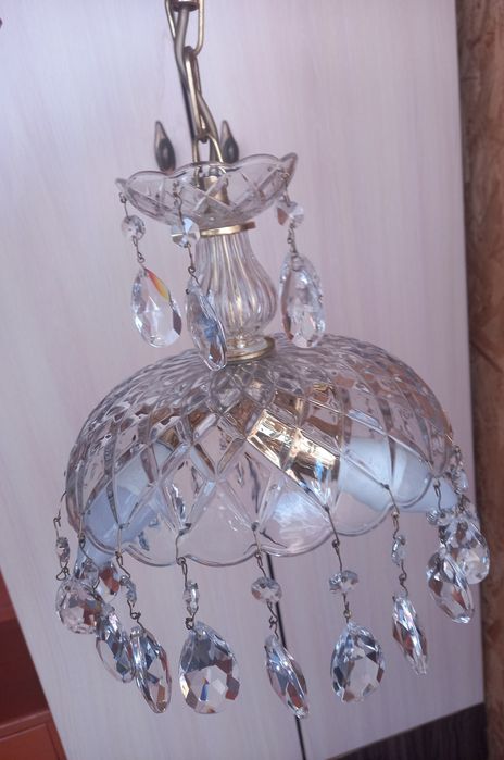 Хрустальная люстра