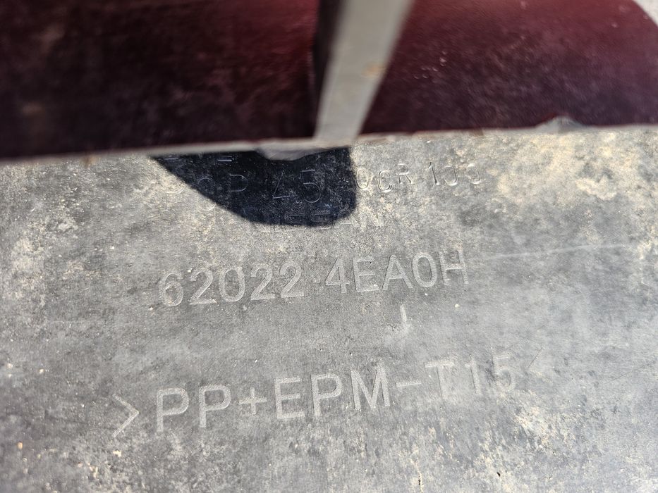 Bara fata Nissan Qashqai 2014-2017 cod 62022-4EA0H