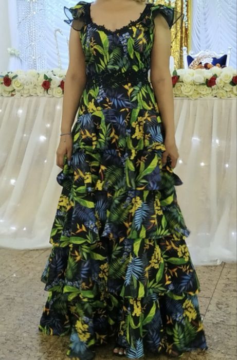 Вечренее платье