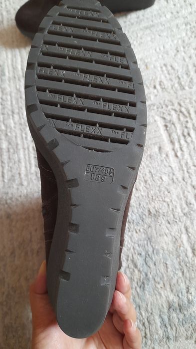 Замшевые полусапожки