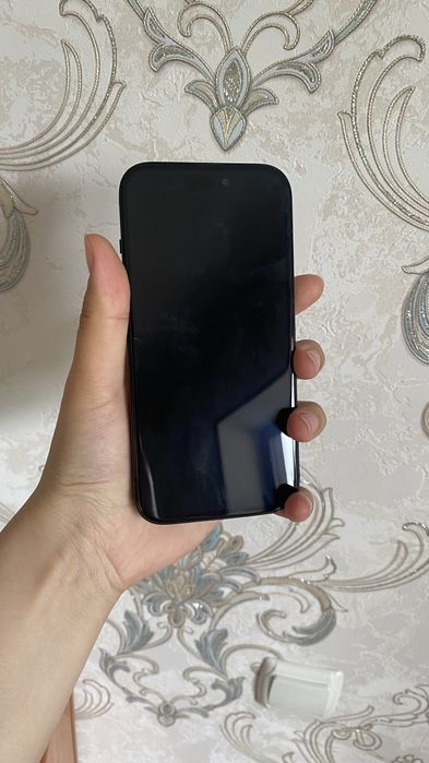 IPhone 15,память 128 гб