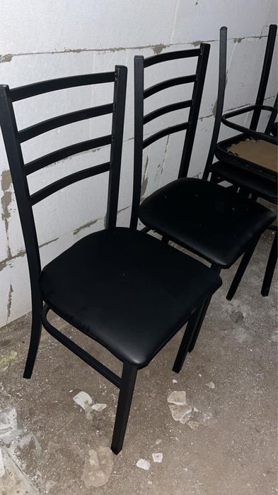 Продам стол со стулями