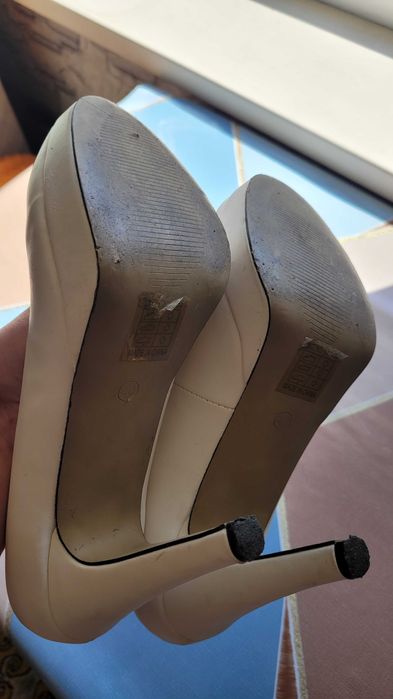 Туфли свадебные.