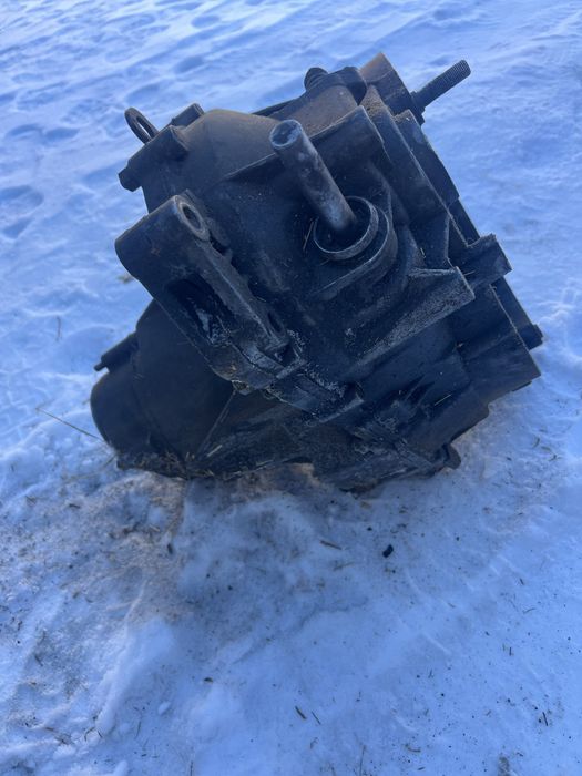 Продам коробку на ваз 2114