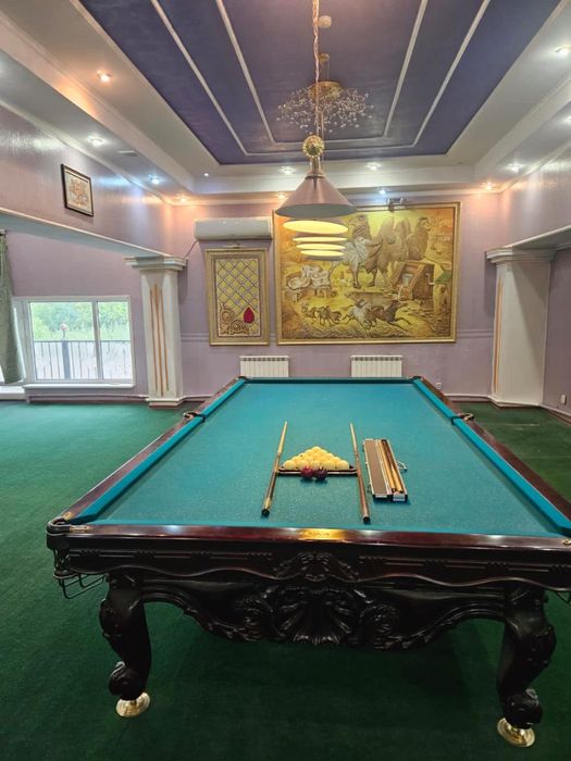 Стол бильярдный в хорошем состоянии для игр