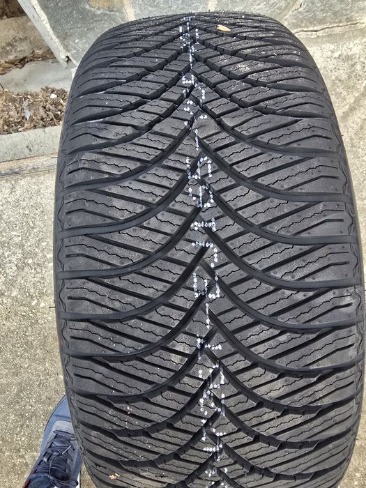 GOODRIDE 225 45 17