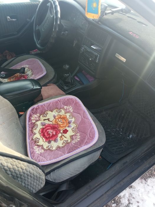 Продам Ауди б3 срочно торг