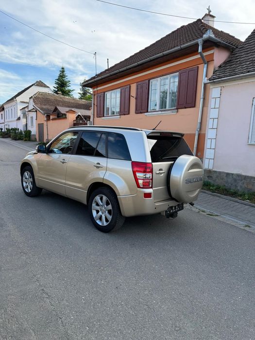 Vând Suzuki Grand Vitara 1,9 ddis