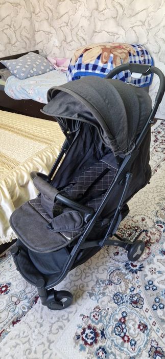 Прогулочная каляску за 20000