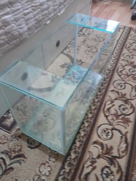 продам аквариум для рыбок