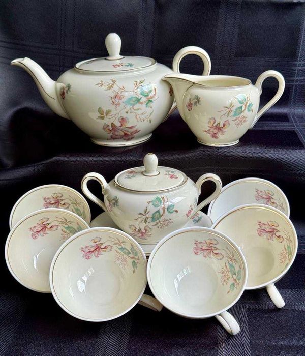 Винтидж сервиз за чай