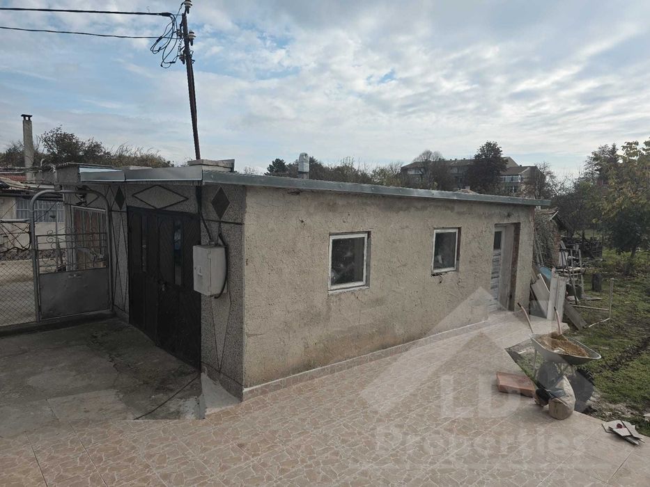 Продава се Къща в Генерал Тошево - 171 кв.м за 343 €/кв.м - Снимка #3