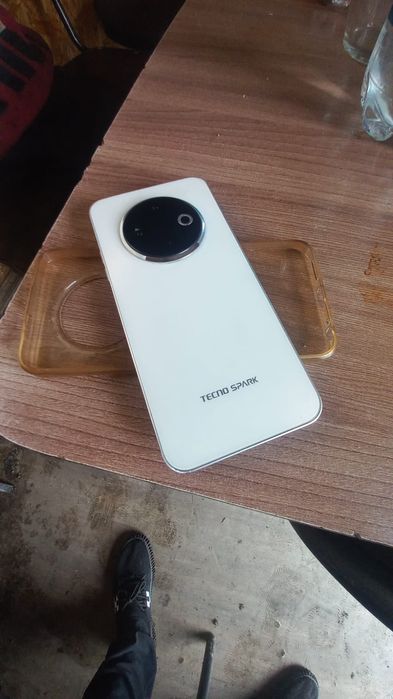 Techno spark 30 c 258 г