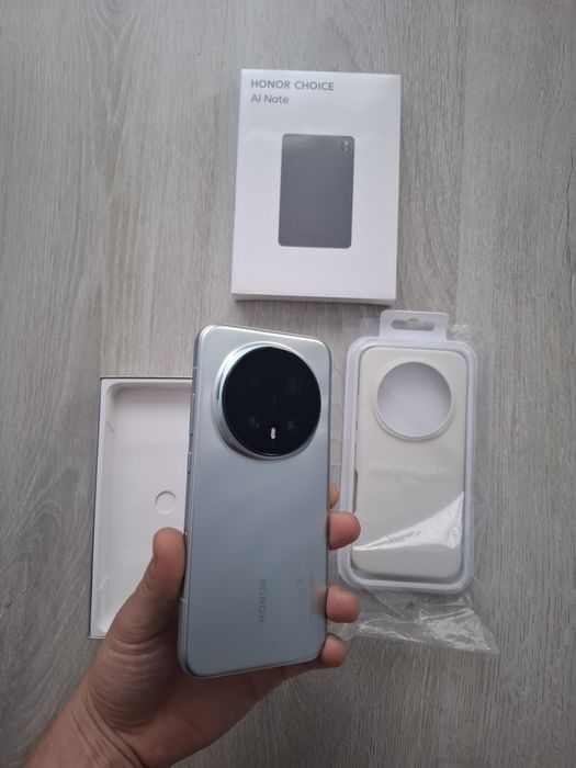 !! ЧИСТО НОВ ПАКЕТ – honor magic 8 pro + honor kumi ai note + кейс