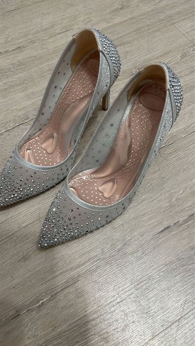 Туфли 35 размер + стелька в подарок