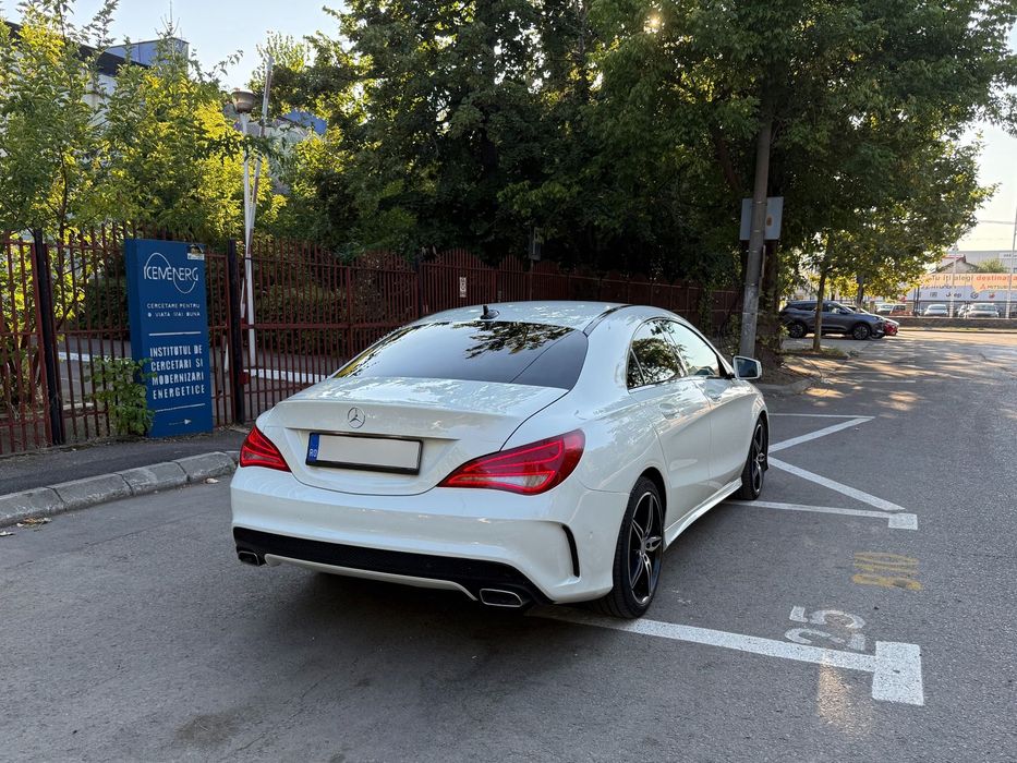 Mercedes-Benz CLA 200 Mercedes-Benz CLA 200 AMG