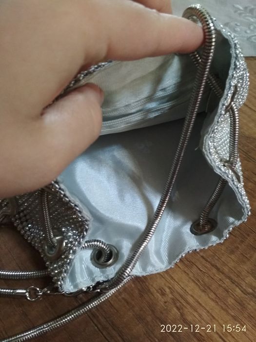 Vecherniy sumka sotiladi.tutilmagan toza