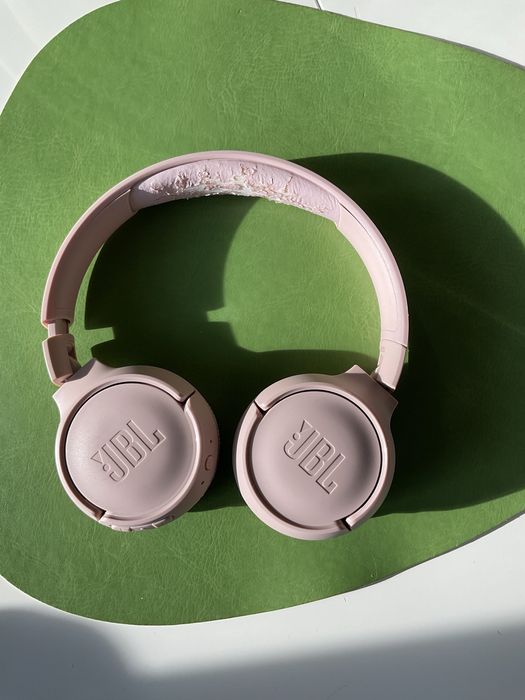 Casti wireless on earJBL 500 BT