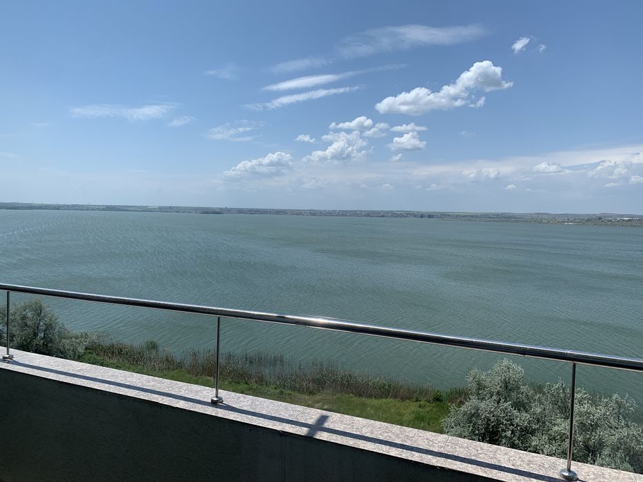 Inchiriez ap. 2 cam TERMEN LUNG (1 an - invlusiv vara) in Mamaia, Zona Summerland