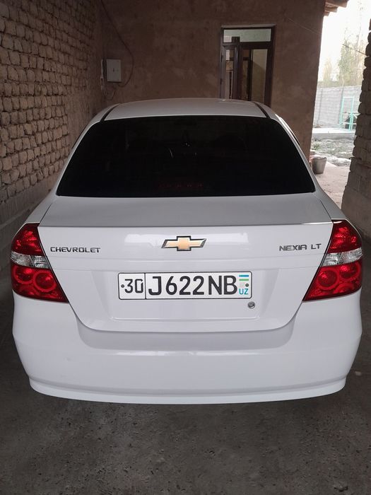 Neksiya 3 3-pazitsiya.