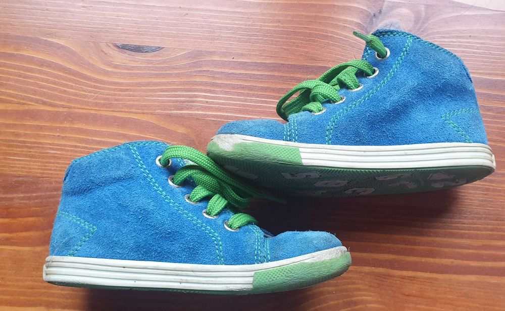 Pantofi piele naturala marimea 23