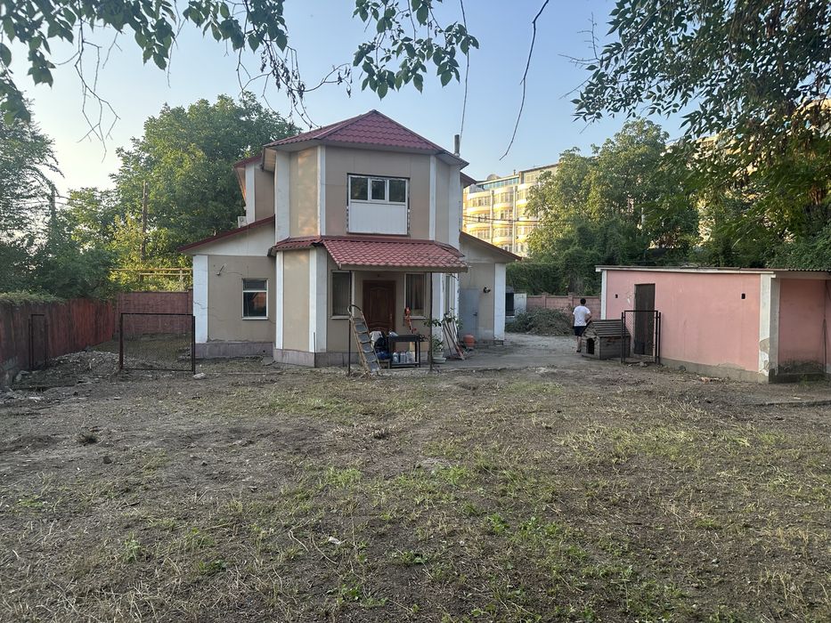 Уборка участков от зарослей и кустарников