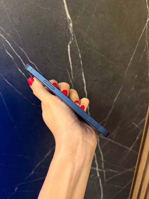 iPhone 12 64 gb Blue