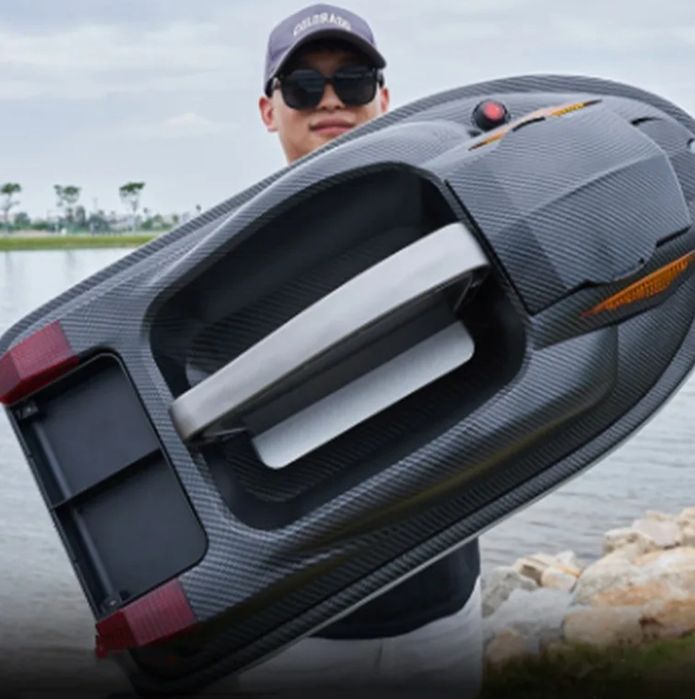 Нов модел  лодка за захранка HJ 817 с круиз контрол