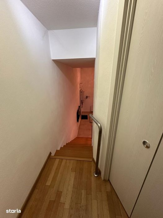 Apartament 5 camere de vanzare in zona Centrala / Teatru