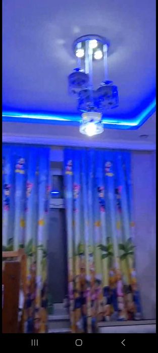 Продается 3/5/8 на улице Иззат жк "Азия Хаус" 76 кв