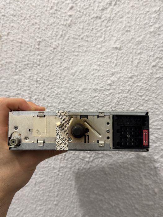 Радиa за автомобили - VW Dolby GAMMA 1J0035186D / Opel 90566821 CDR500 2F4 GM Delco