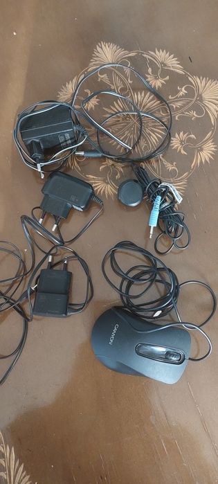 Продам адаптеры, зарядные устройства