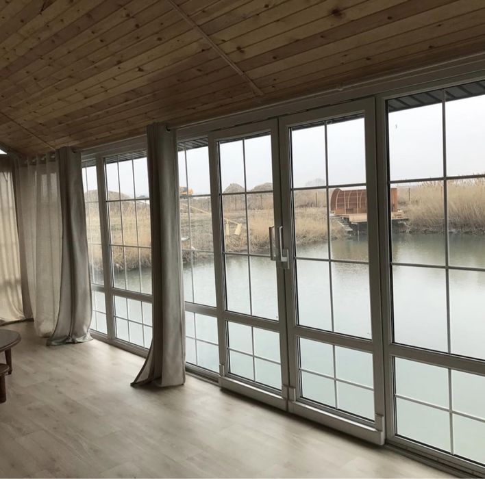 Раздвижные окна, двери, витражи.