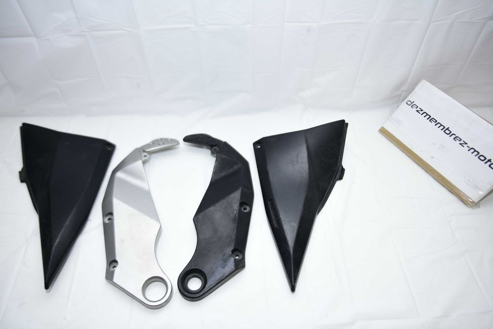 Far cu plastic stanga dreapta carene Kawasaki Z750  2004 - 2006