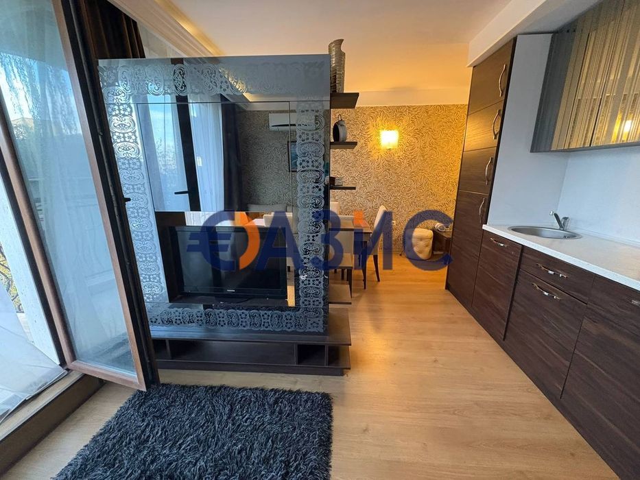 Продава се Тристаен апартамент в к.к. Слънчев бряг - 89 кв.м за 797 €/кв.м - Снимка #9