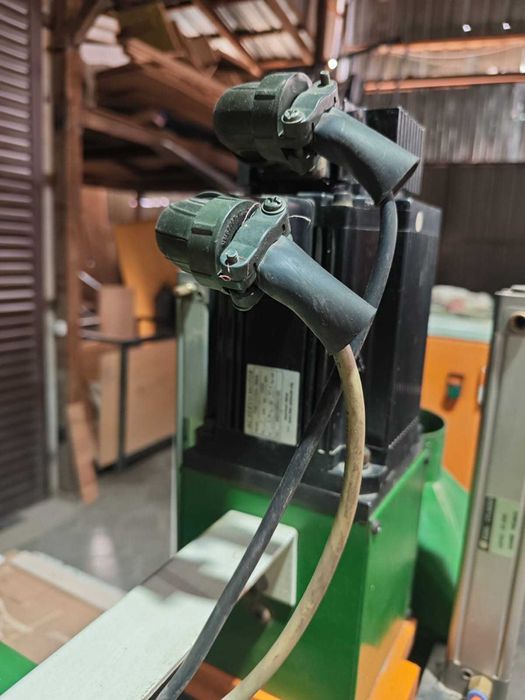 чпу фрезерно гравировальный 1325 серво двигатели