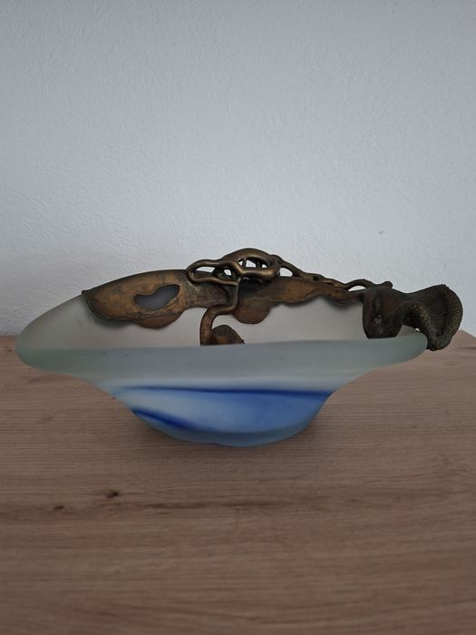 Obiect decorativ artistic sticlă și metal