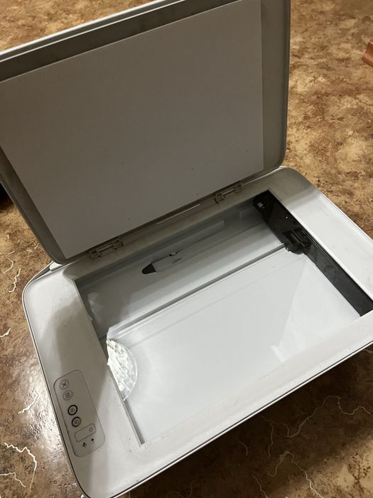 Принтер продаю срочно