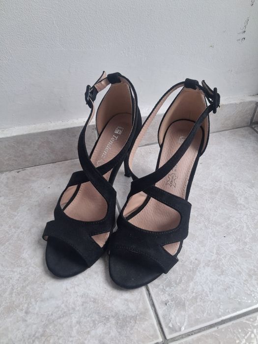 Обивки с висок ток